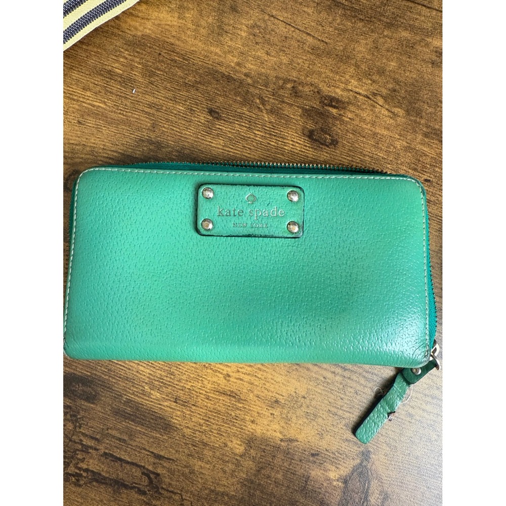 Kate Spade New York Continental Wallet Green Leather Zip‎ Around Pink Interior
